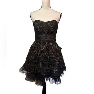 Betsey Johnson Formal dress Sz 2